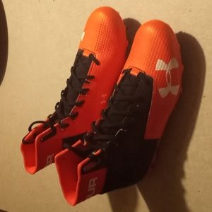 Under Armour football cleats size 10